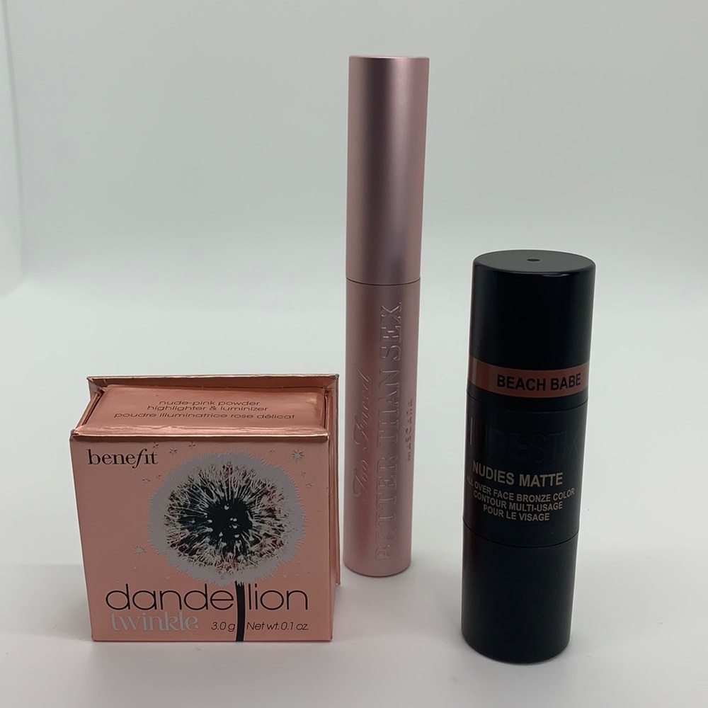 Brand new makeup bundle